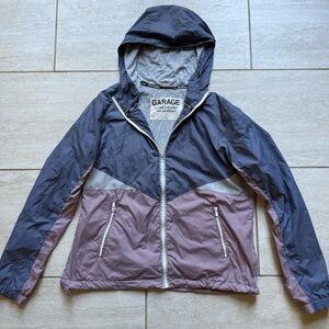 Garage color block hooded windbreaker size L
